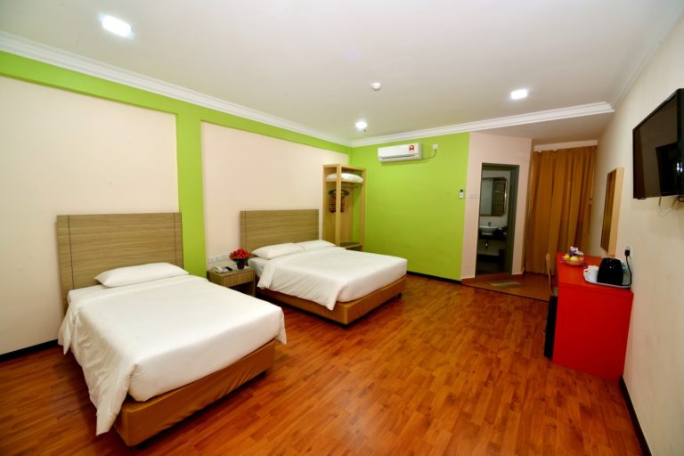 Premium Triple | Classic Hotel Kuantan